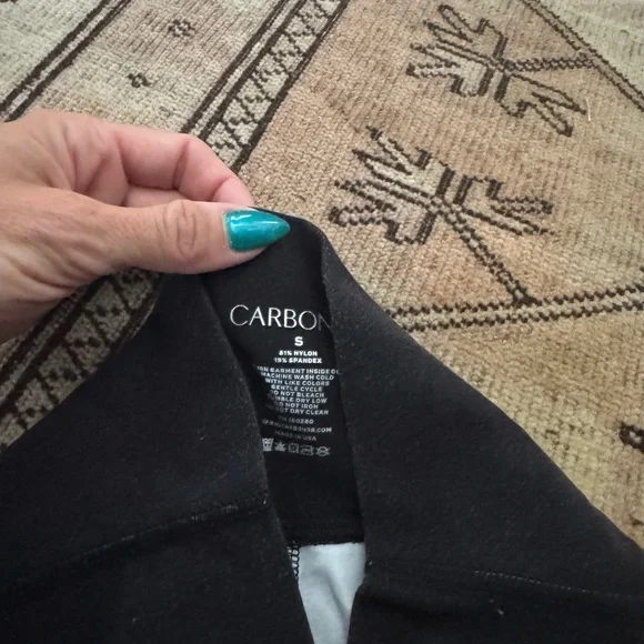 Carbon38 Black Ombré Wrap Tee and Leggings Set - Picture 4 of 8